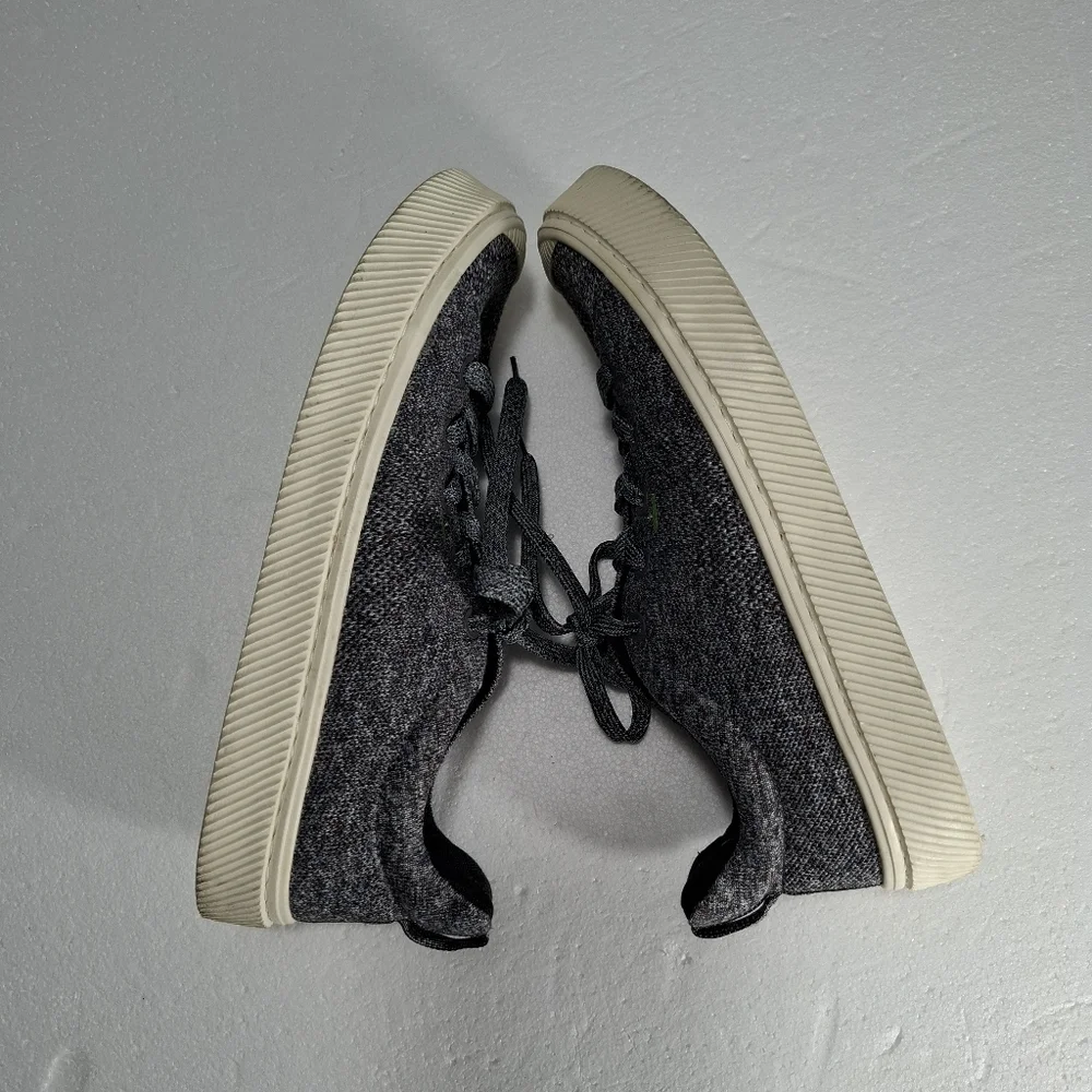 Cariuma IBI Casual Sneakers Gray Knit Low Top Size 8.5 Mens